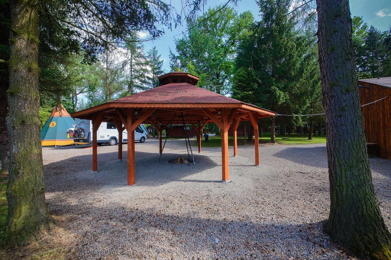 זאטור Wioska Indianska River Park מראה חיצוני תמונה